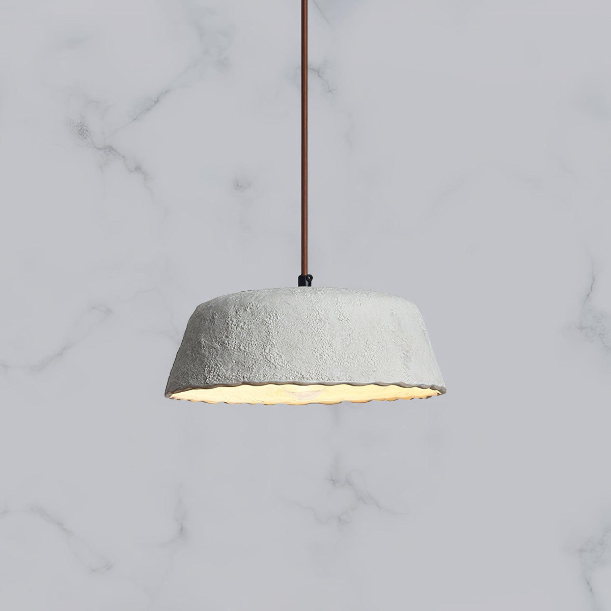Stone zeitgenössische Pendelleuchte aus Holz in Grau-Keramik und dunklem Holz