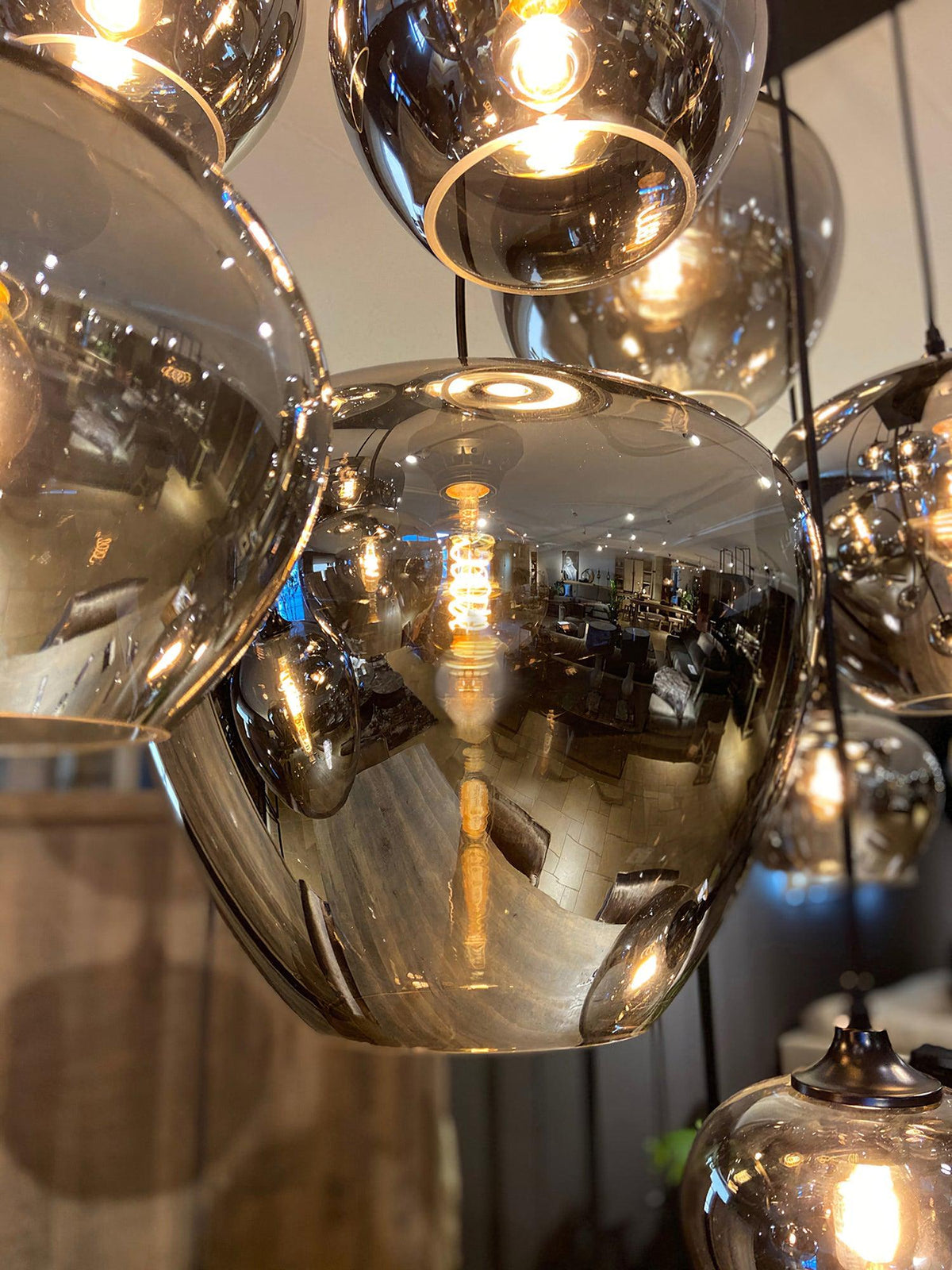 Tevely Pendelleuchte aus Glas im industriellen Chic-Stil