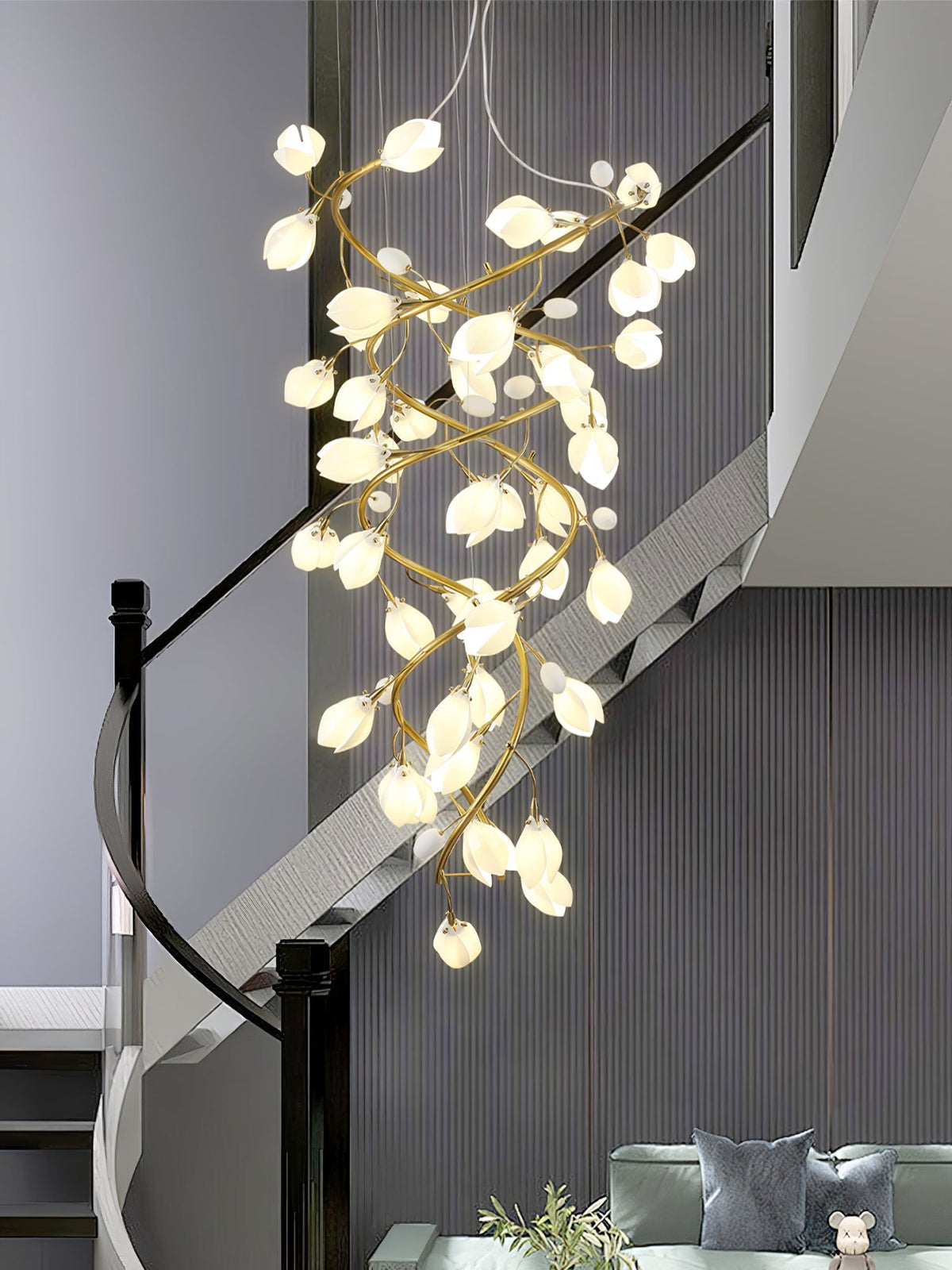 Evene Spiral-Kronleuchter aus Keramik in Messing
