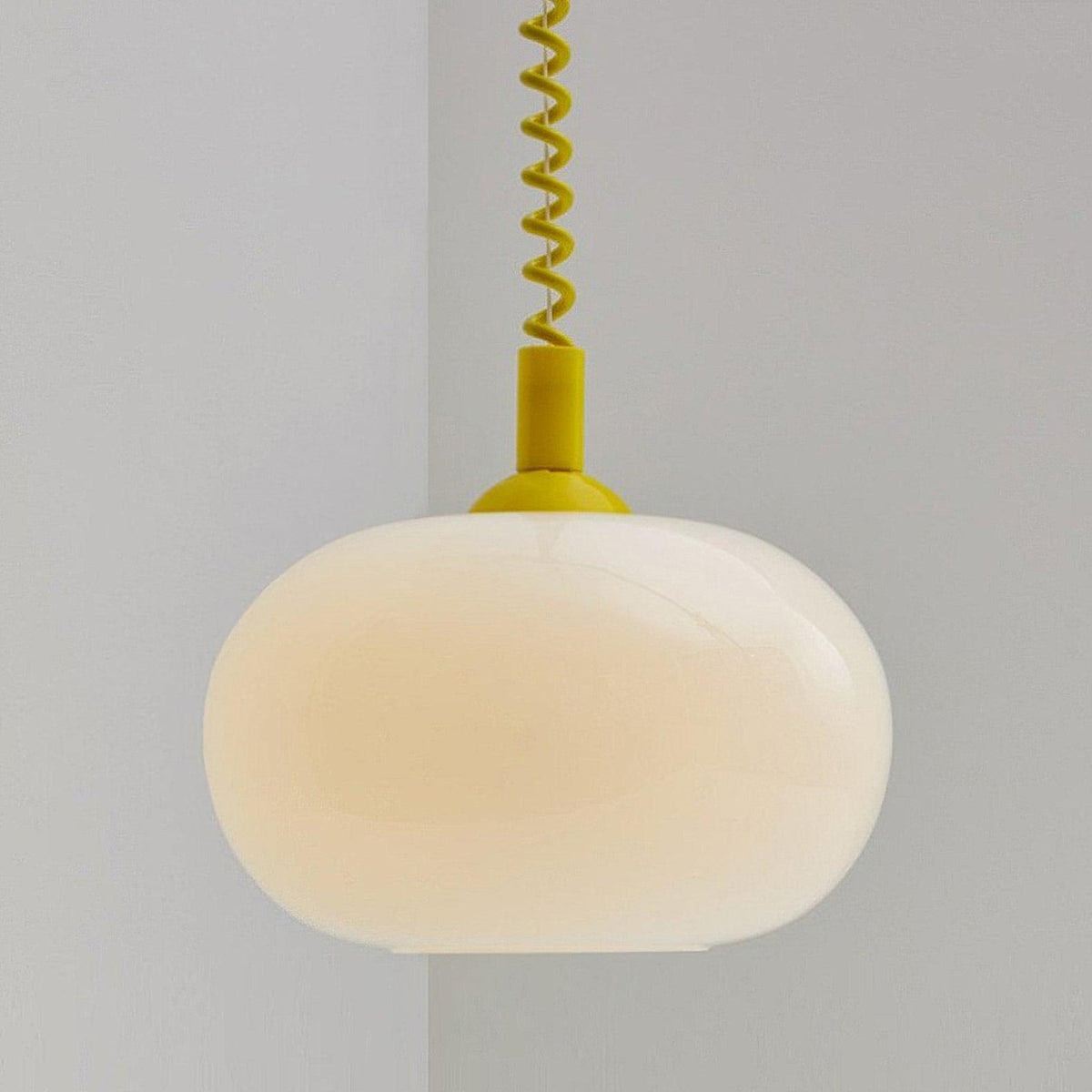 Euvora Pendelleuchte aus Glas im klassischen Stil in Gelb
