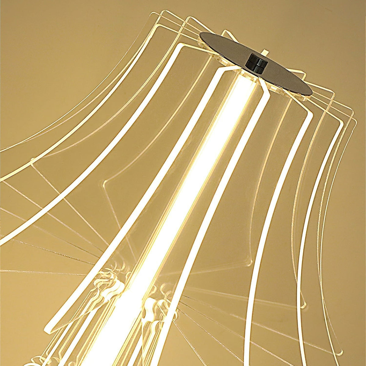 Elmariel skulpturale Acryl-Tischlampe