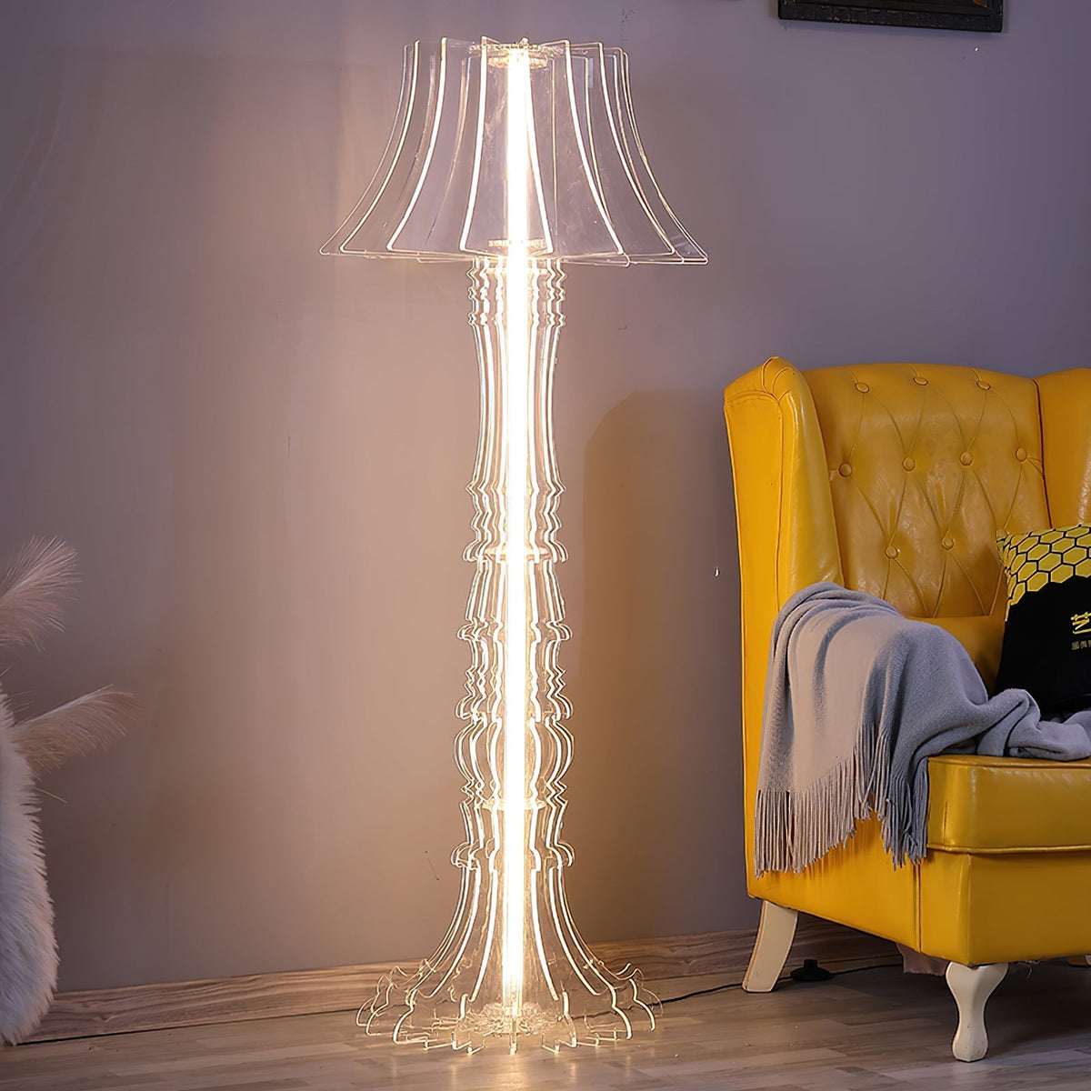 Elmariel skulpturale Acryl-Tischlampe