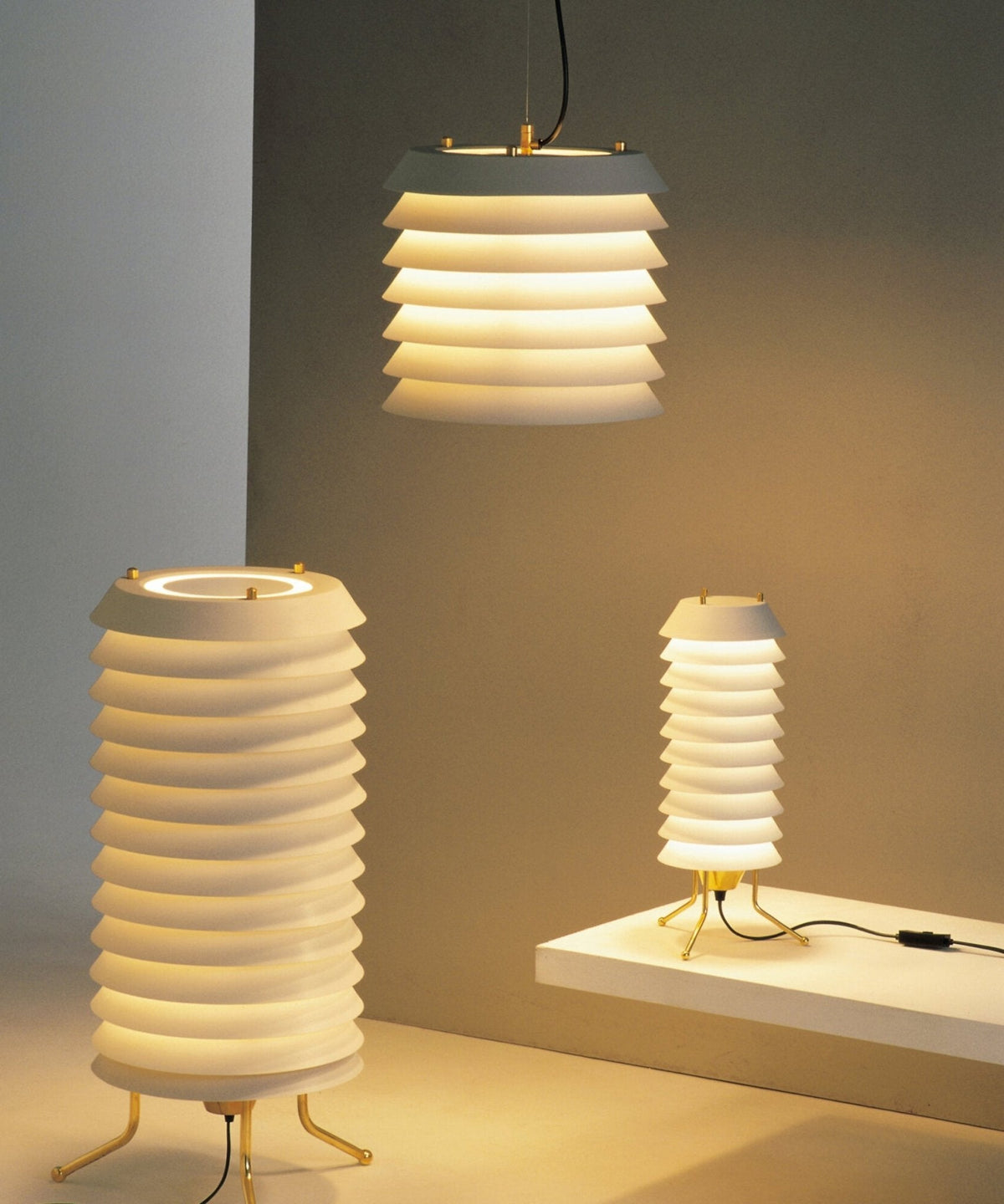 Orelelette Gitter-Design Skandinavische Tischleuchte