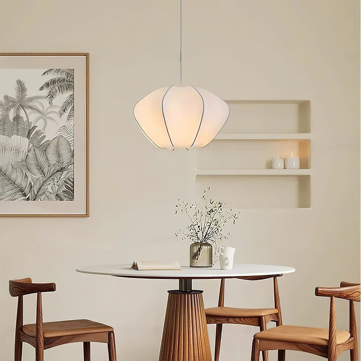 Pithos Pendelleuchte aus Seide in eleganter Ausführung