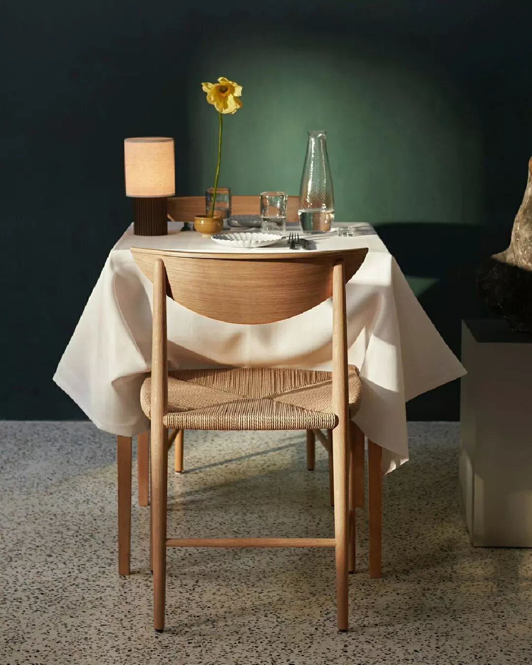 Calelelia Tischlampe Braun Flutiertes Minimalistisch Schlafzimmer | Cielum