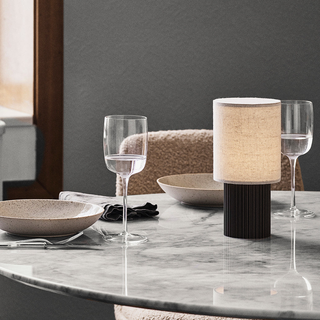 Calelelia Tischlampe Braun Flutiertes Minimalistisch Schlafzimmer | Cielum