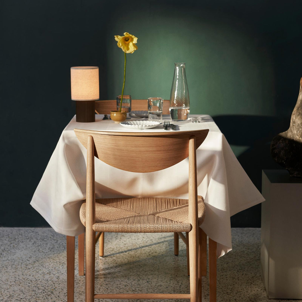 Calelelia Tischlampe Braun Flutiertes Minimalistisch Schlafzimmer | Cielum