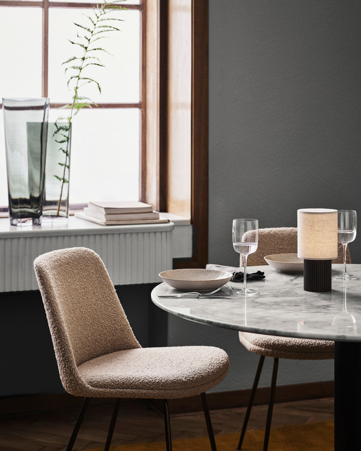 Calelelia Tischlampe Braun Flutiertes Minimalistisch Schlafzimmer | Cielum