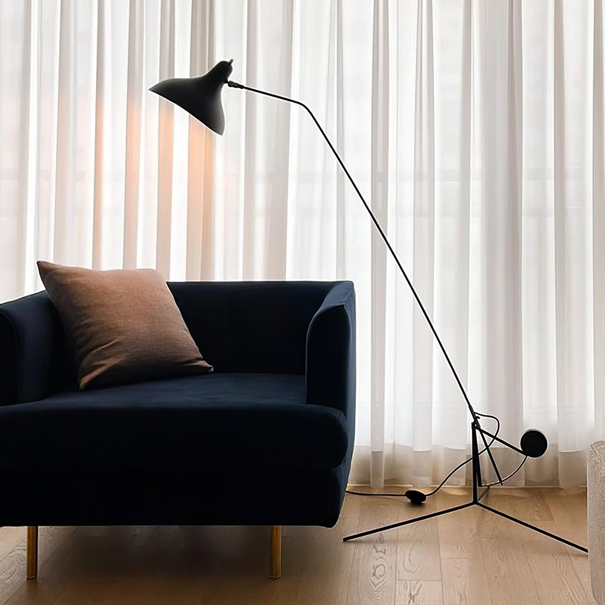 ArcMotion Mantis Arm Stehleuchte