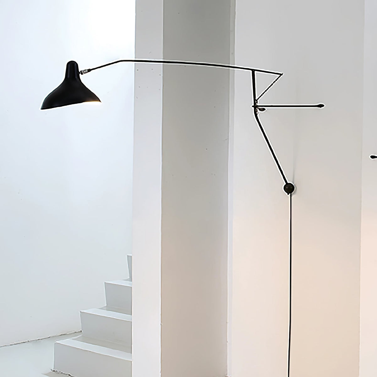 Ivsolarae zeitgenössische minimalistische Arm-Wandleuchte