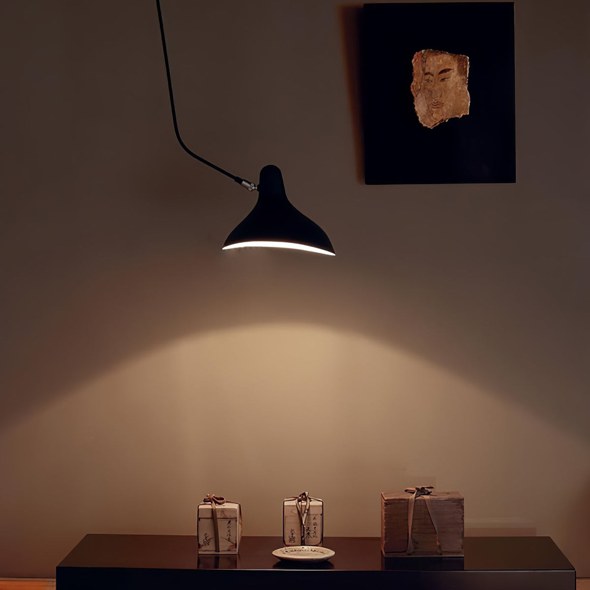 Ivsolarae zeitgenössische minimalistische Arm-Wandleuchte