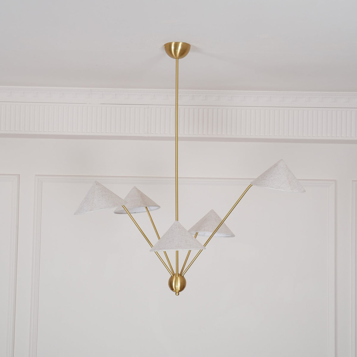 Oriisora Kronleuchter Messing geschwungen Beige