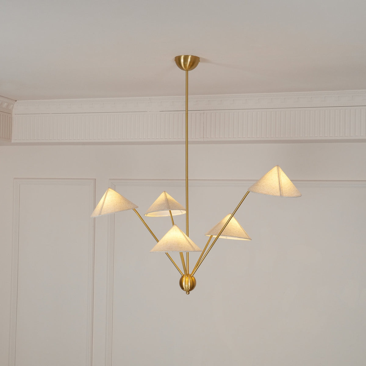 Oriisora Kronleuchter Messing geschwungen Beige