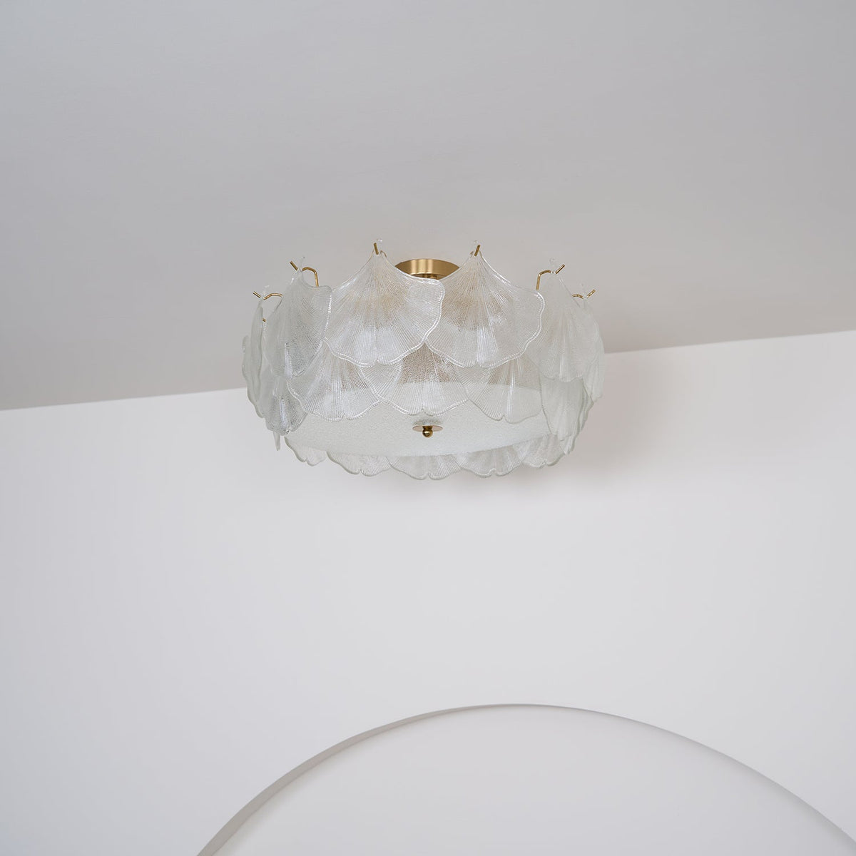 Quineth Deckenleuchte aus Glas in Blatt-Cluster-Form