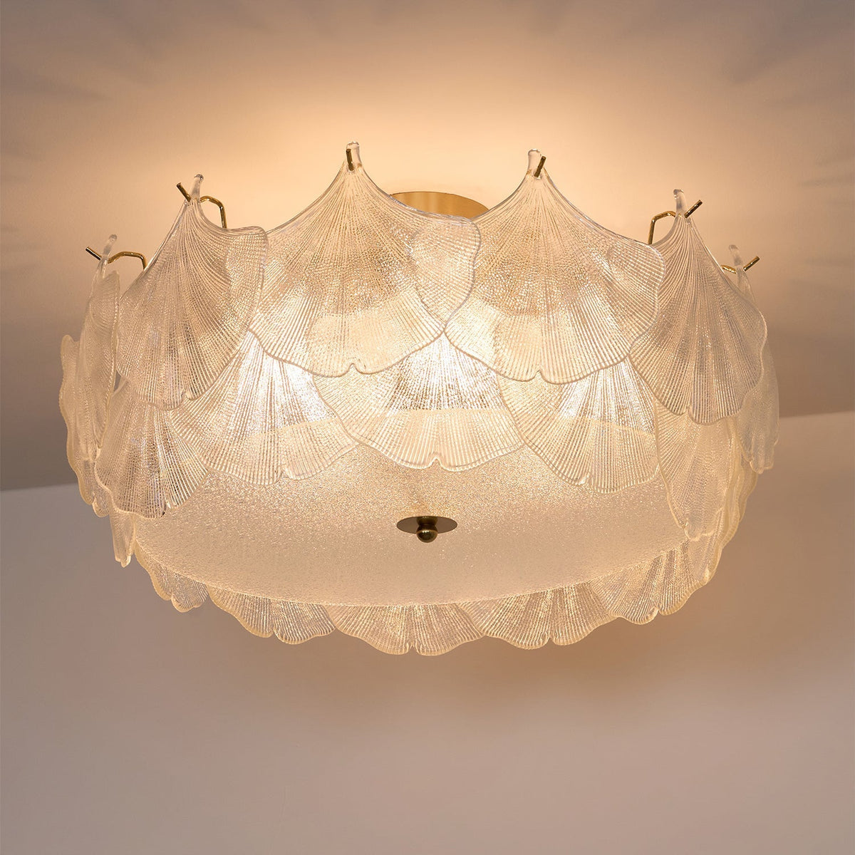 Quineth Deckenleuchte aus Glas in Blatt-Cluster-Form
