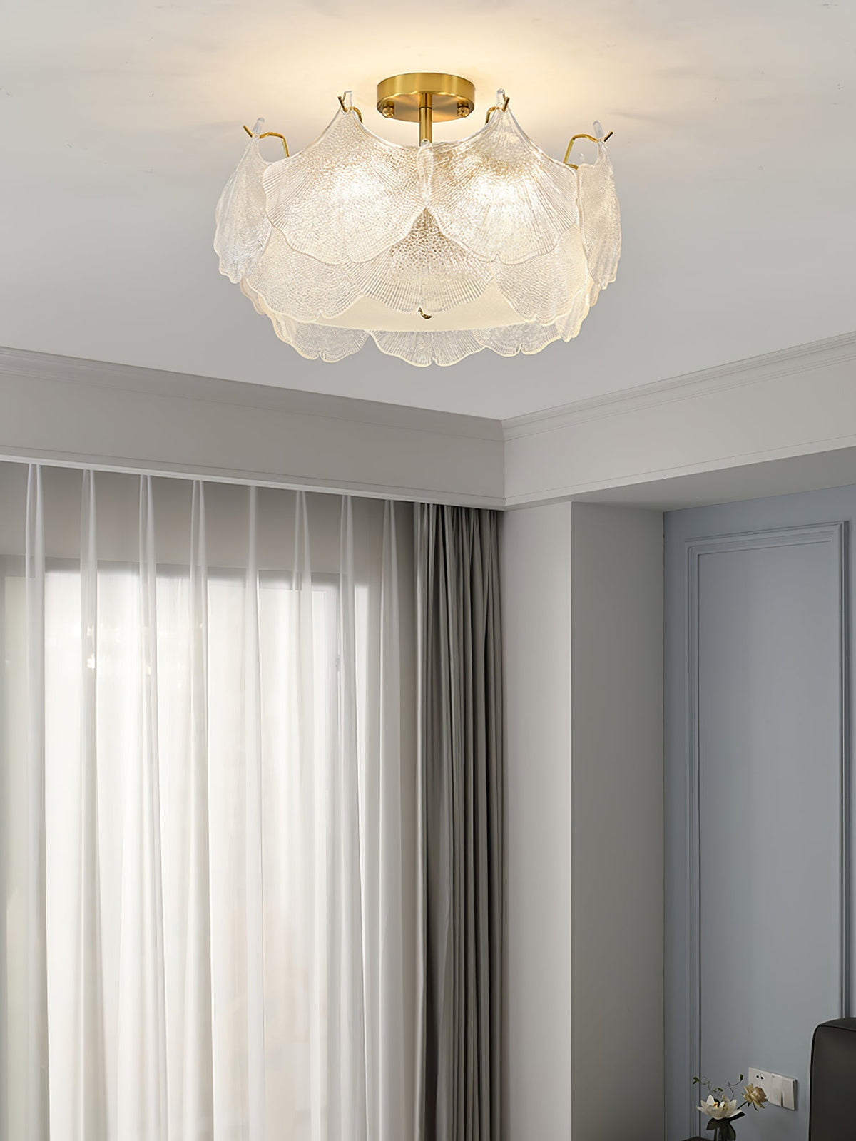 Quineth Deckenleuchte aus Glas in Blatt-Cluster-Form
