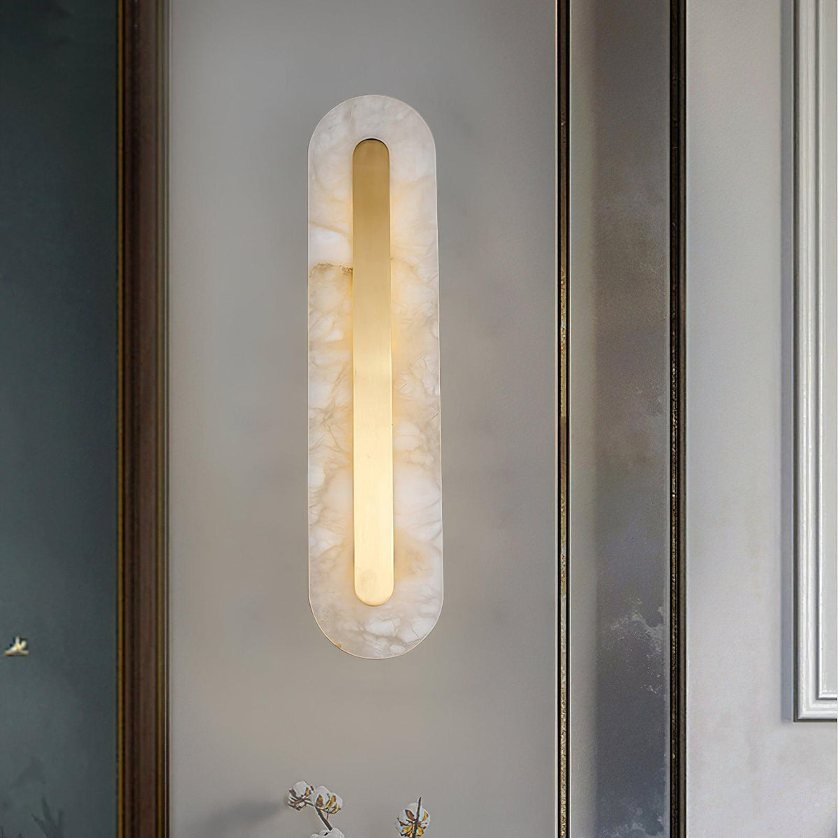 Selvia Minimalistische Wandleuchte aus Alabaster