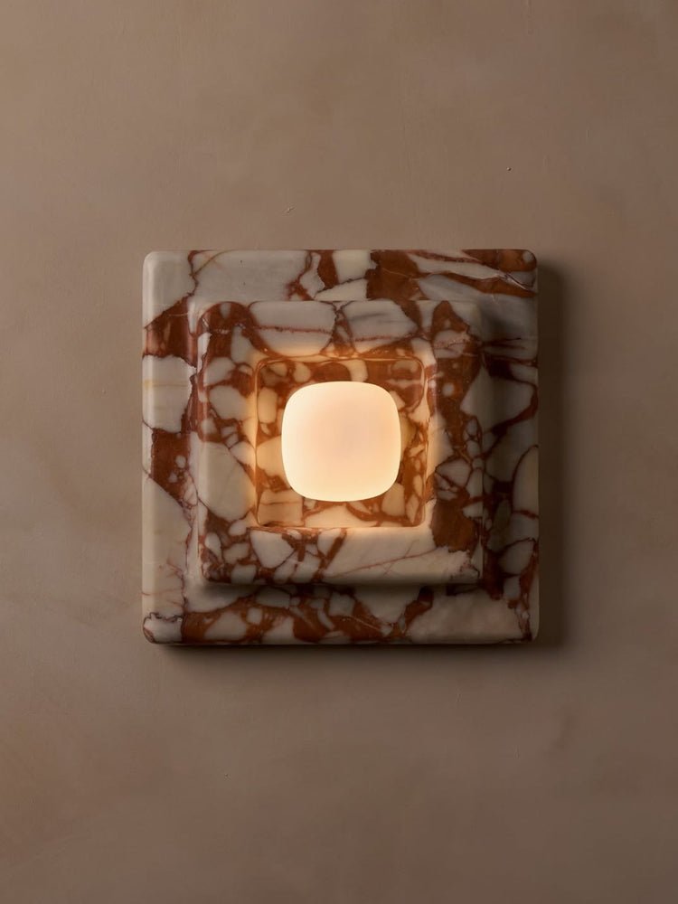 Ziv Wandleuchte aus Marmor in quadratischer Form mit mehreren Schichten