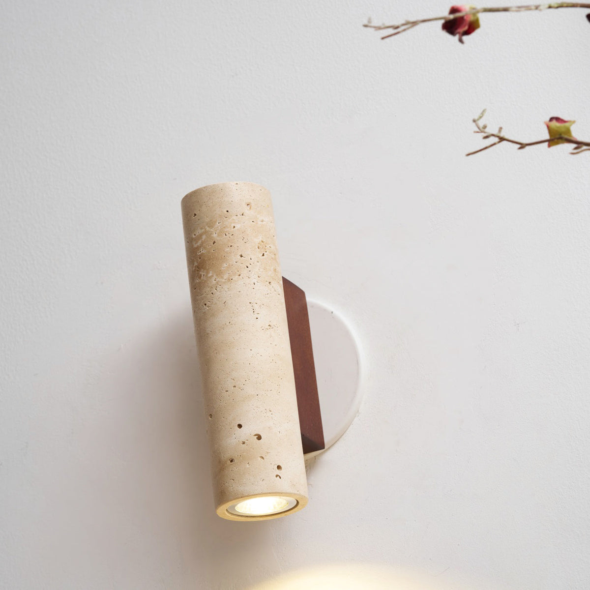 Norenina Travertine Wandleuchte