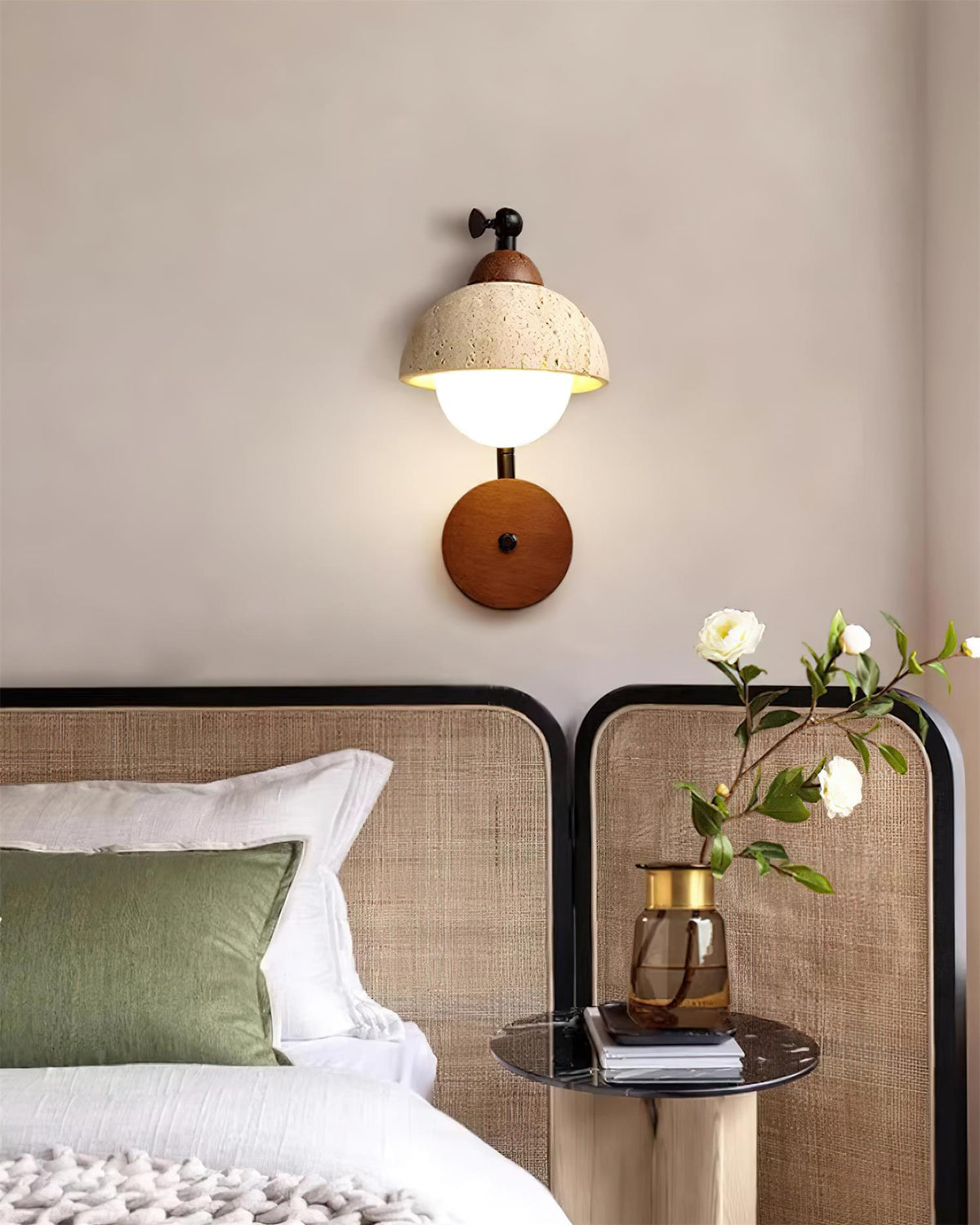 Tavalielle Wandleuchte Travertin Weiß Opaleszente Kugel