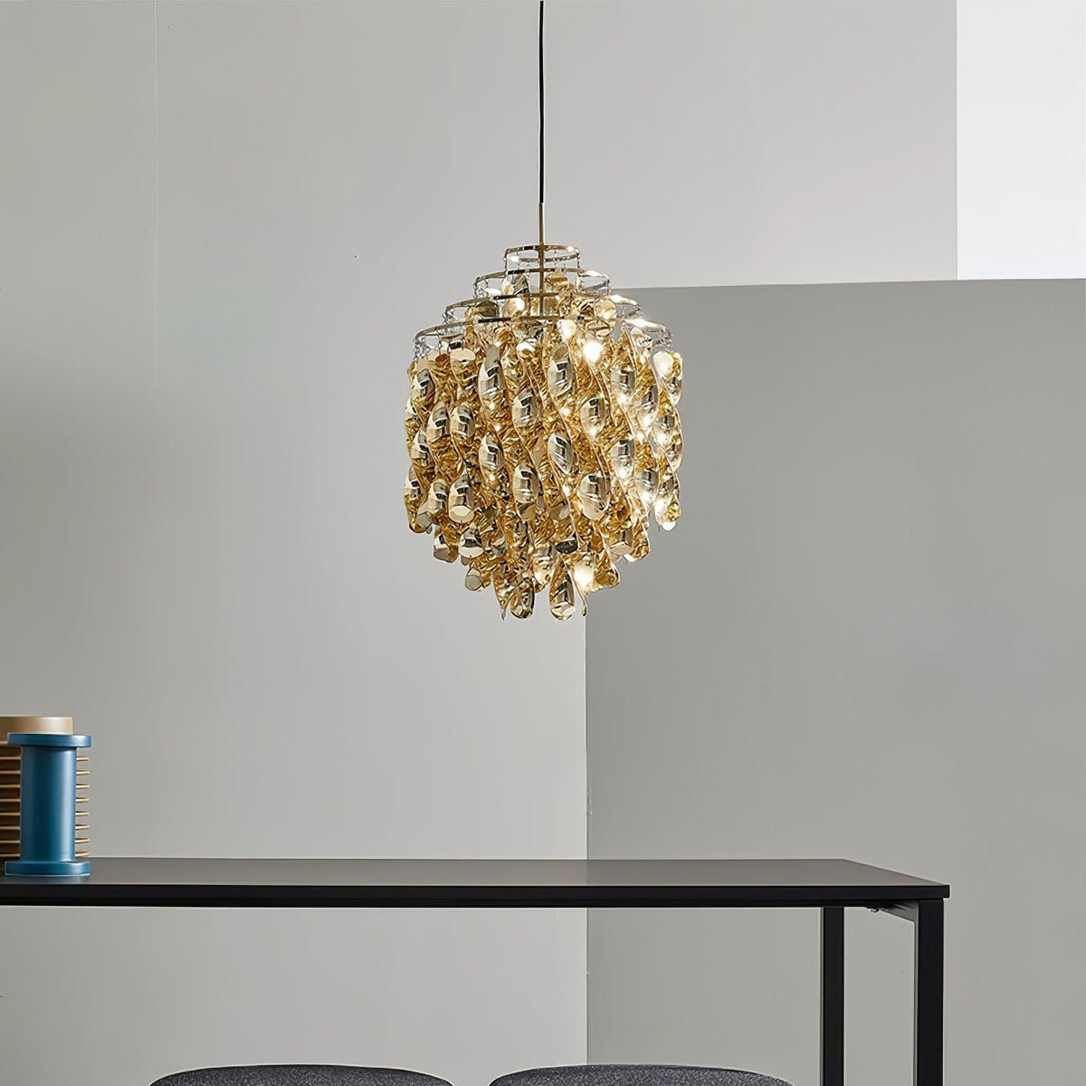 Isoran Luxe Acryl Kronleuchter
