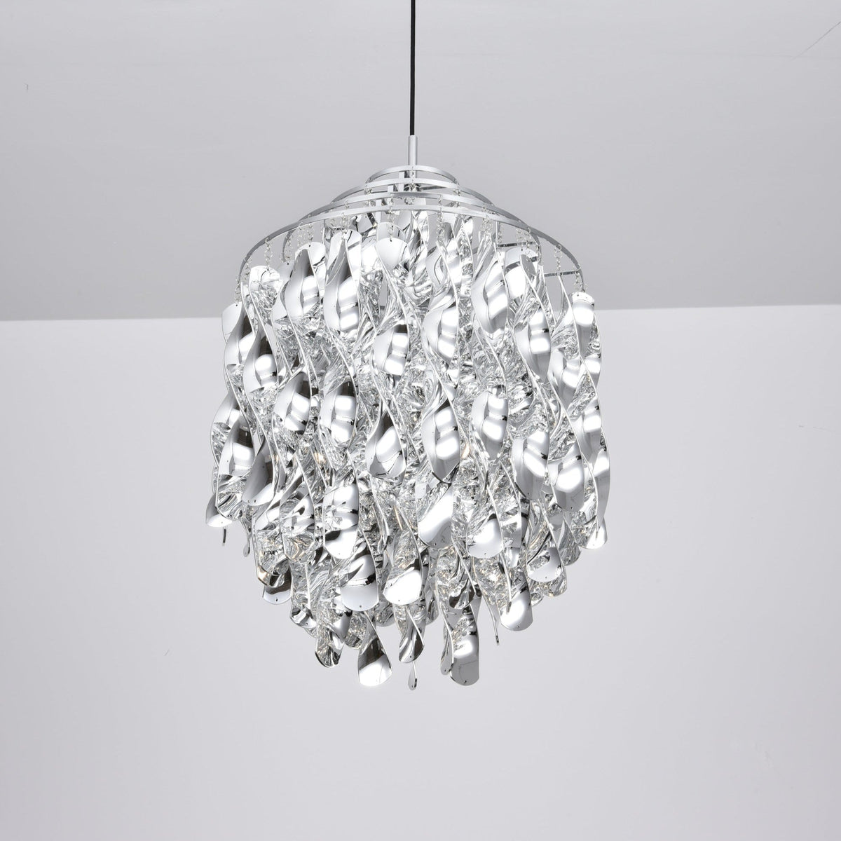 Isoran Luxe Acryl Kronleuchter