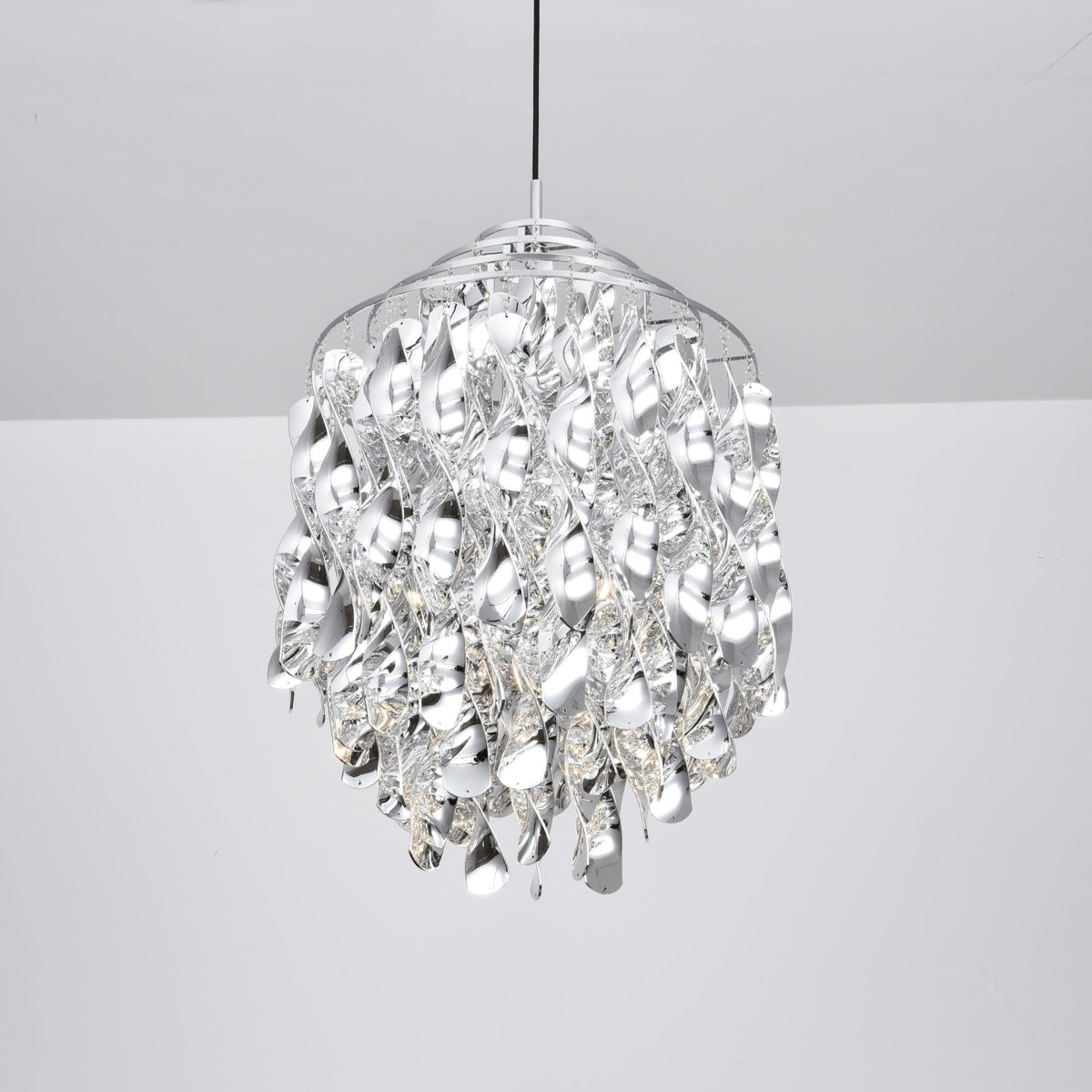 Isoran Luxe Acryl Kronleuchter