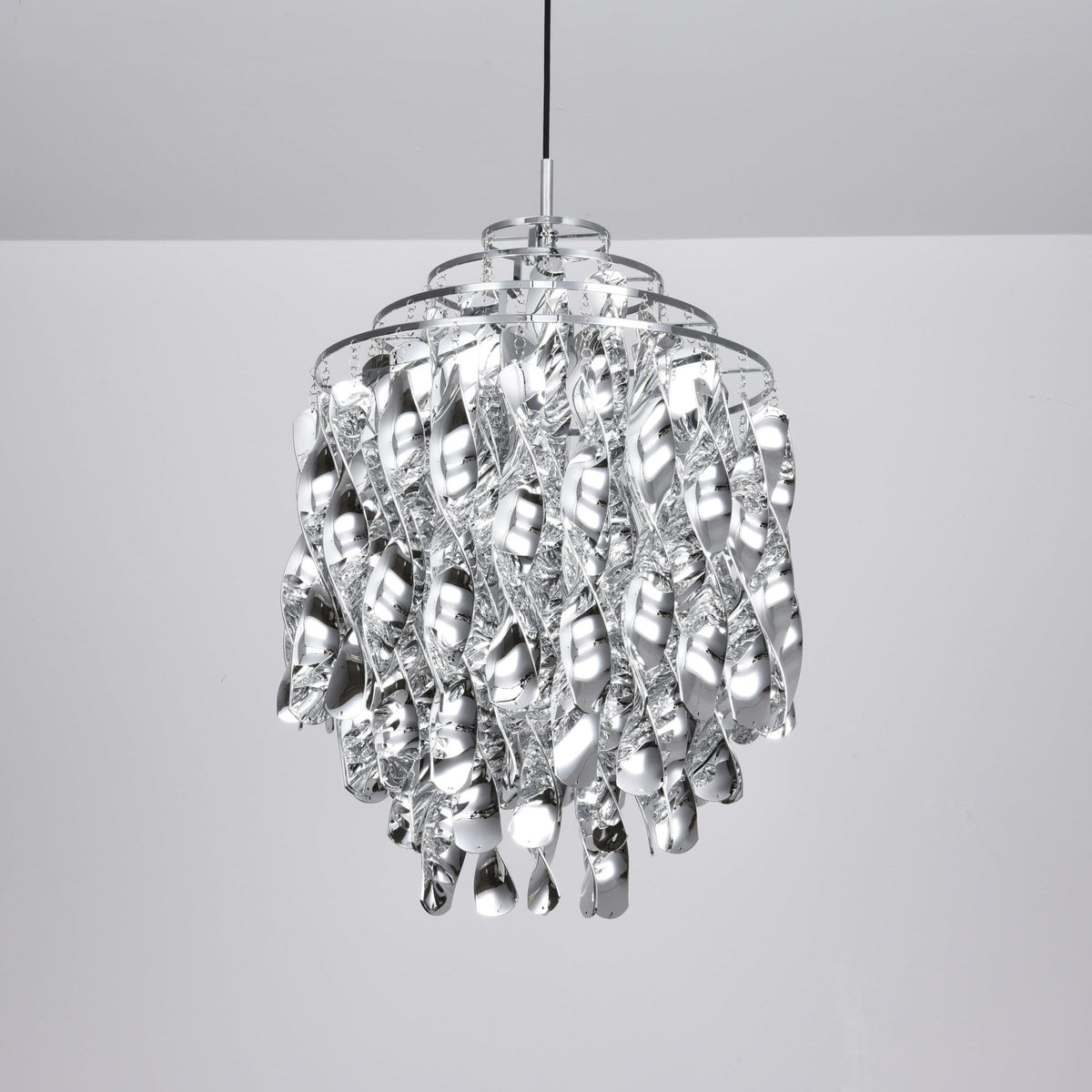 Isoran Luxe Acryl Kronleuchter
