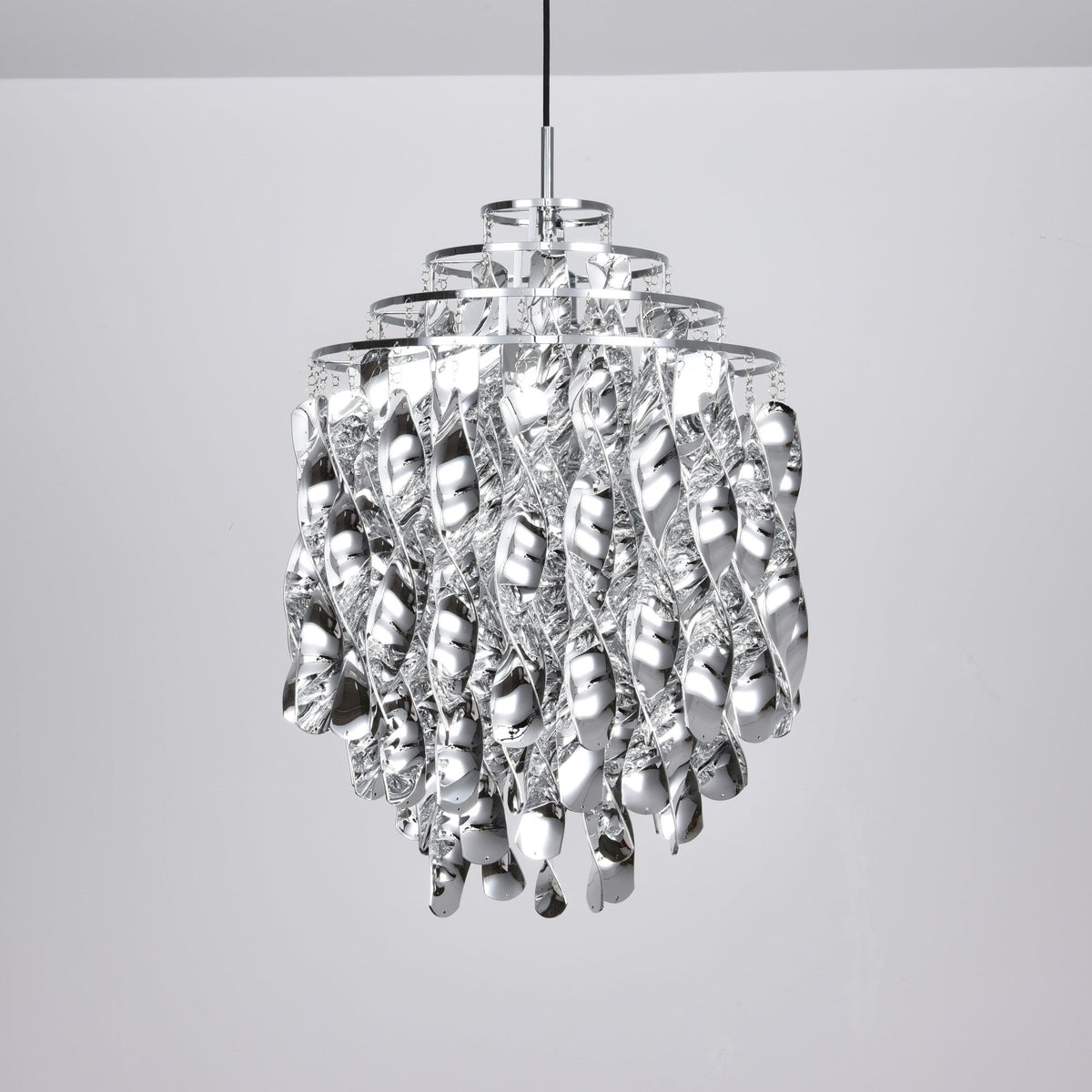 Isoran Luxe Acryl Kronleuchter
