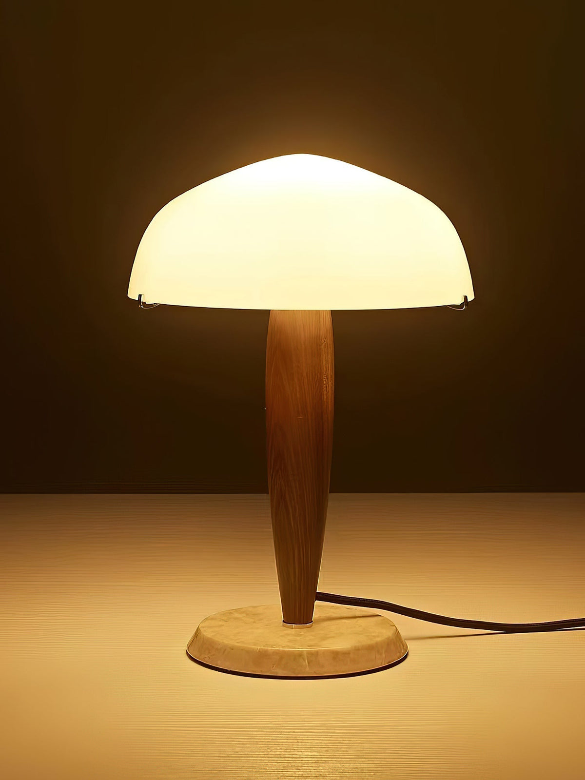 Jackson Minimalistische Tischleuchte aus Glas