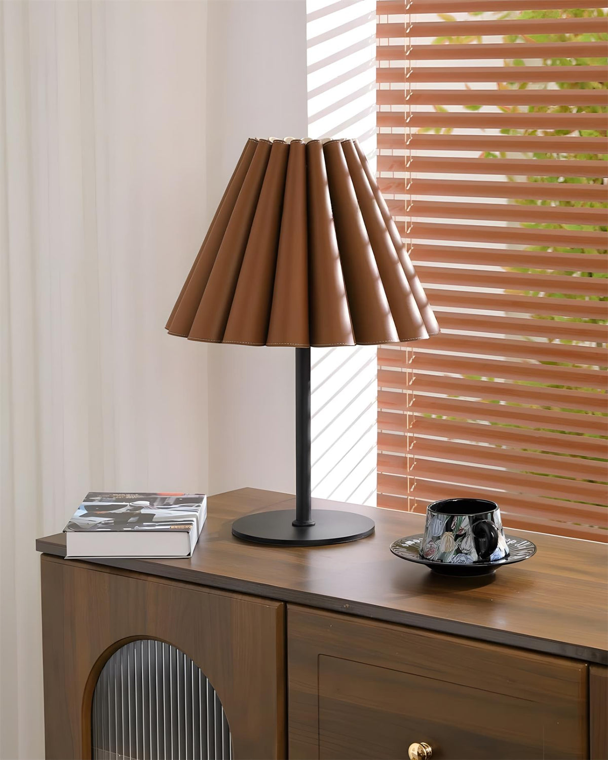 Laurel Pleat Tischleuchte