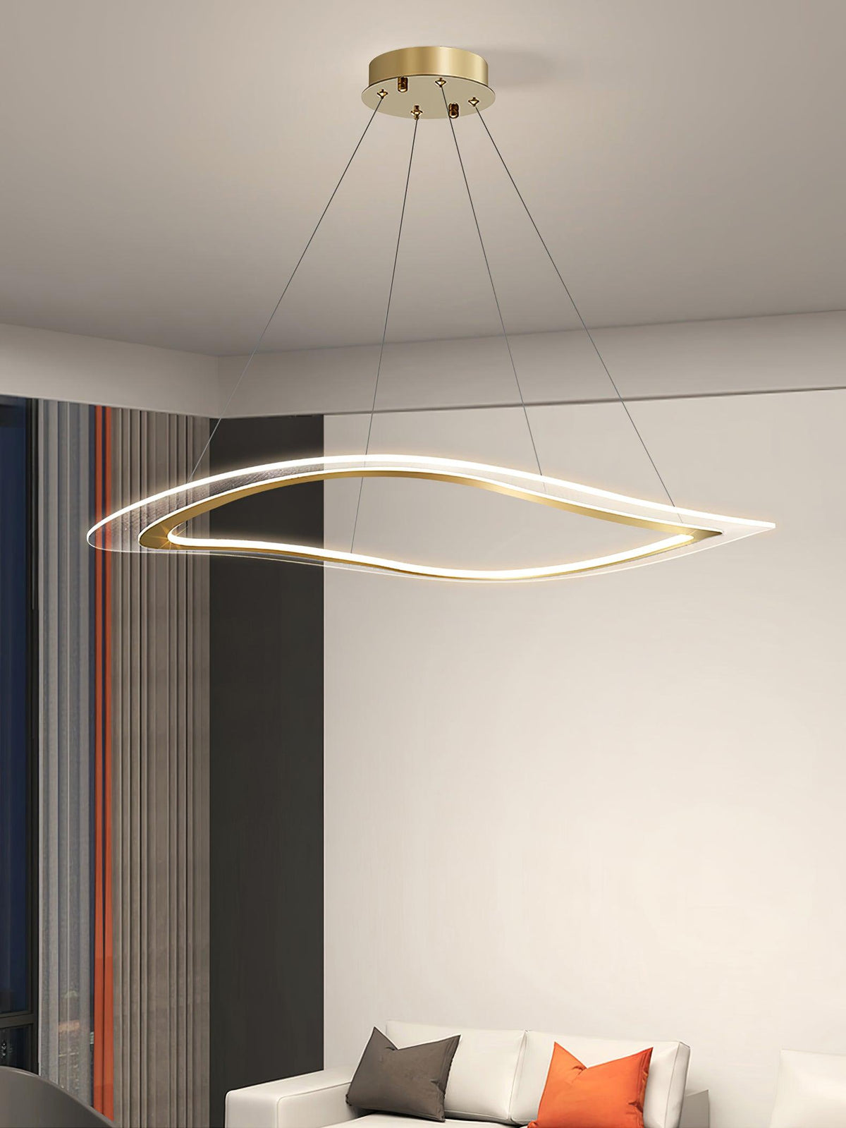 Soleleon Kronleuchter aus Acryl in Gold modern