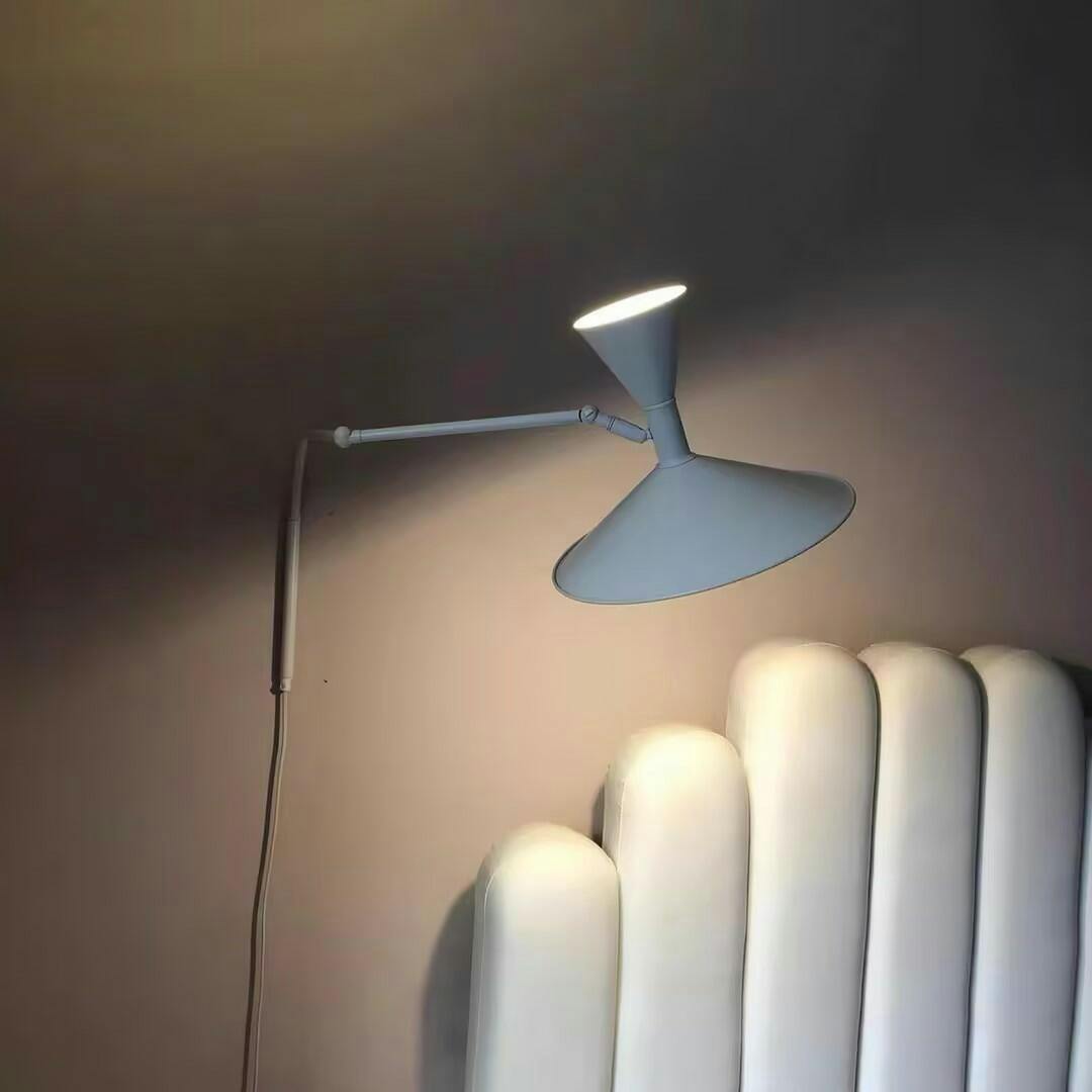 Viraelaria Wandleuchte Marseille mit verstellbarem Arm