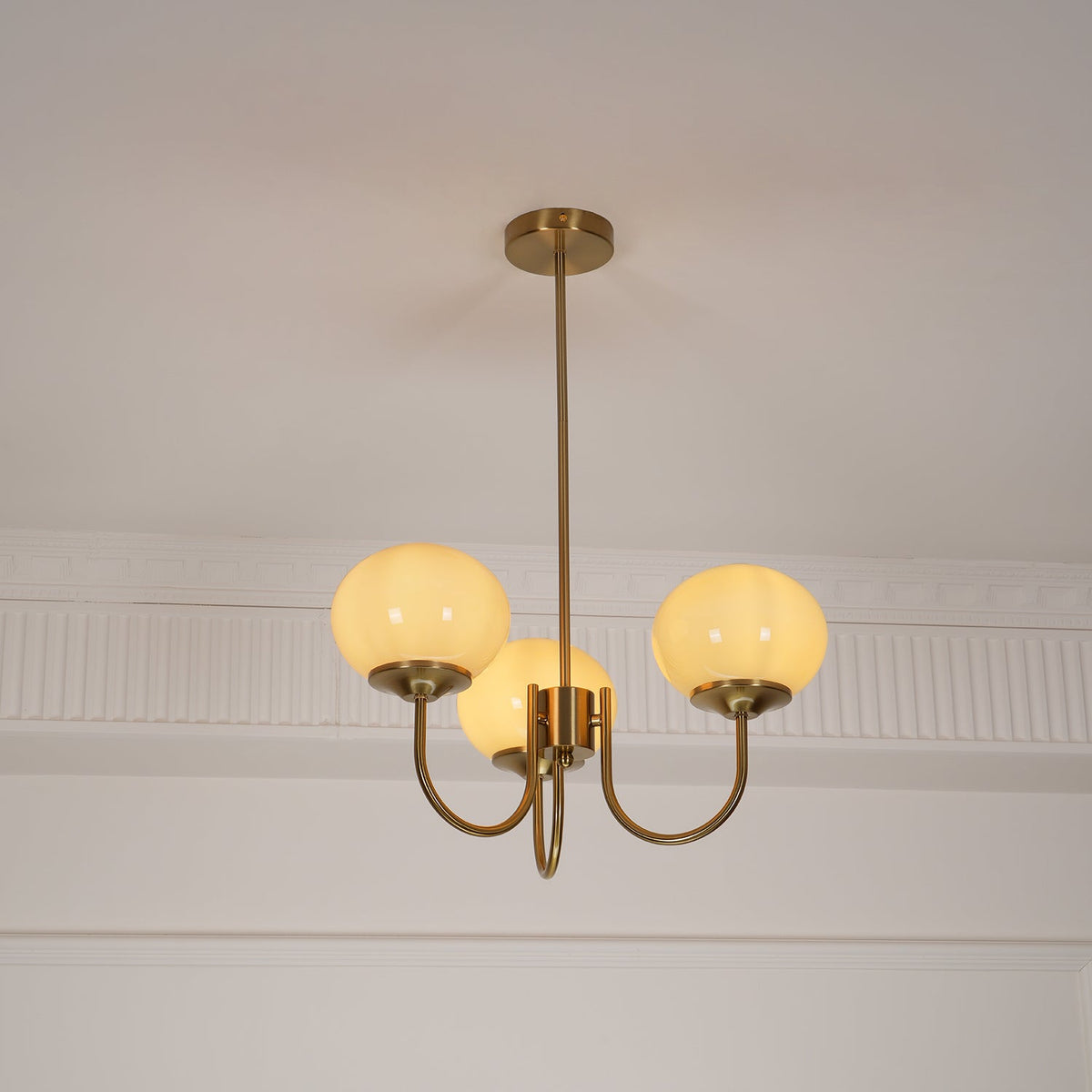 Velenian Kronleuchter rosa Glas Kugel Gold
