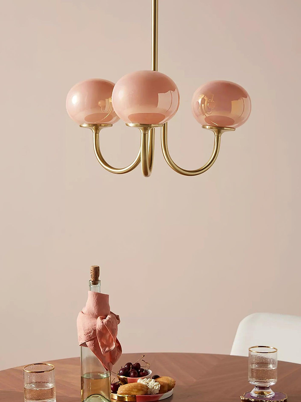 Velenian Kronleuchter rosa Glas Kugel Gold