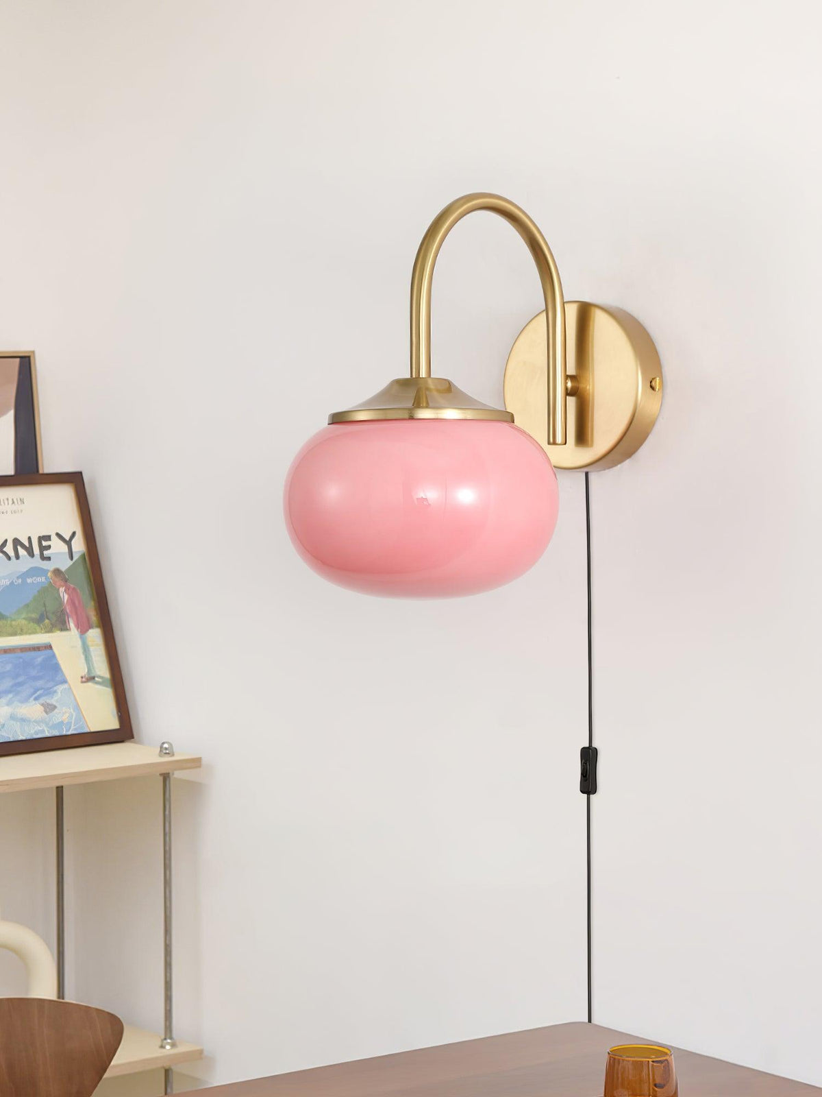 Kevely Premium zeitgenössische Kunst-Wandleuchte aus Glas mit Stecker