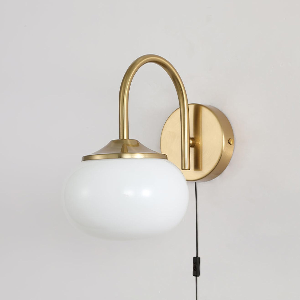 Kevely Premium zeitgenössische Kunst-Wandleuchte aus Glas mit Stecker
