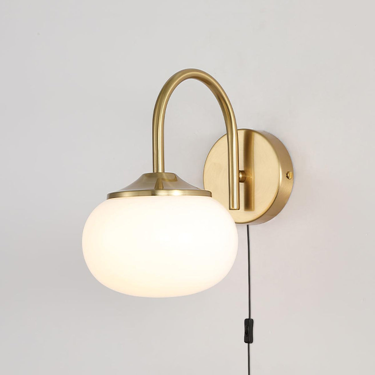 Kevely Premium zeitgenössische Kunst-Wandleuchte aus Glas mit Stecker