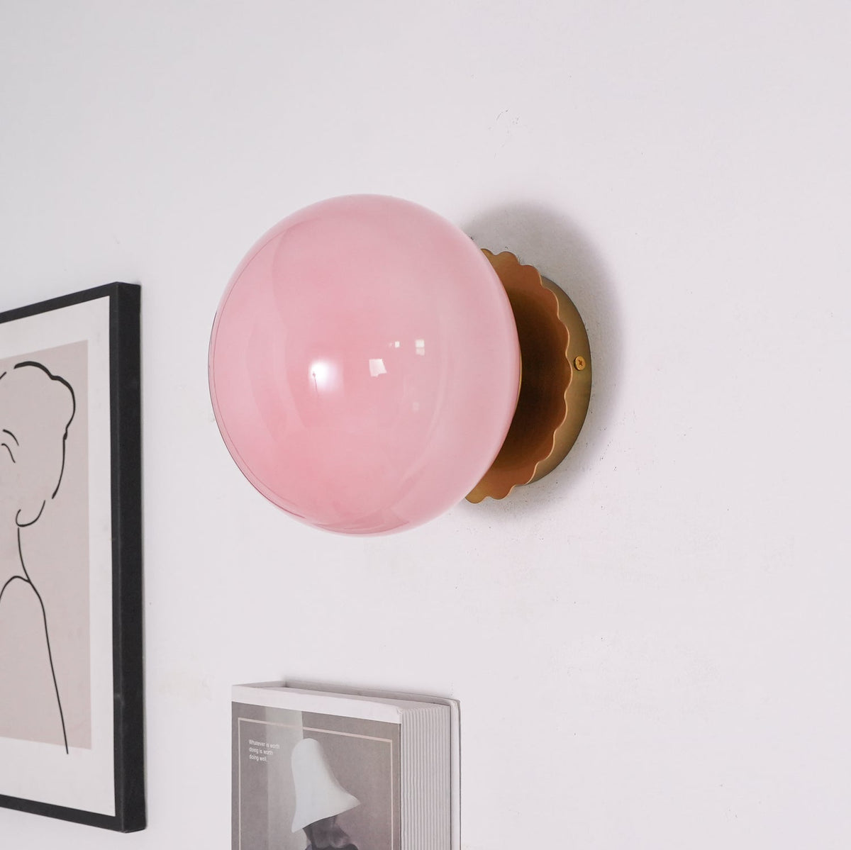 Stefan zeitgenössische minimalistische Wandleuchte aus Glas