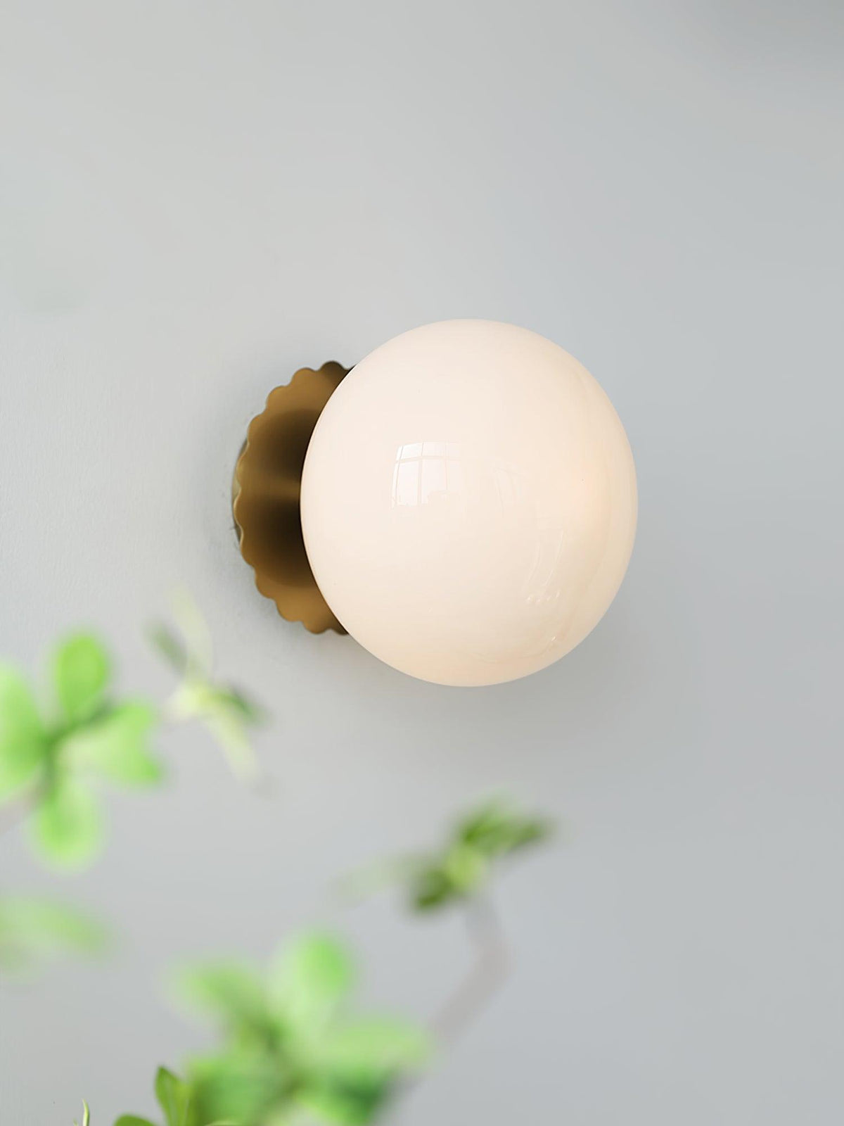 Stefan zeitgenössische minimalistische Wandleuchte aus Glas