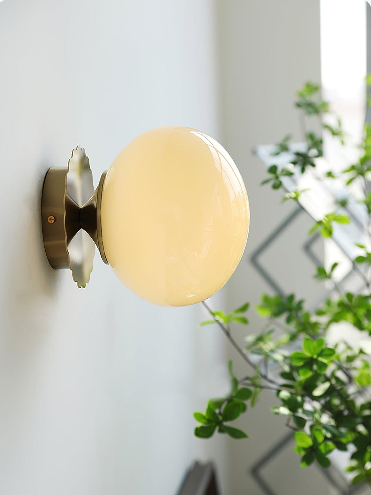 Stefan zeitgenössische minimalistische Wandleuchte aus Glas