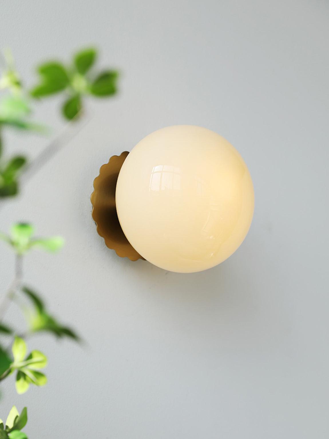 Stefan zeitgenössische minimalistische Wandleuchte aus Glas
