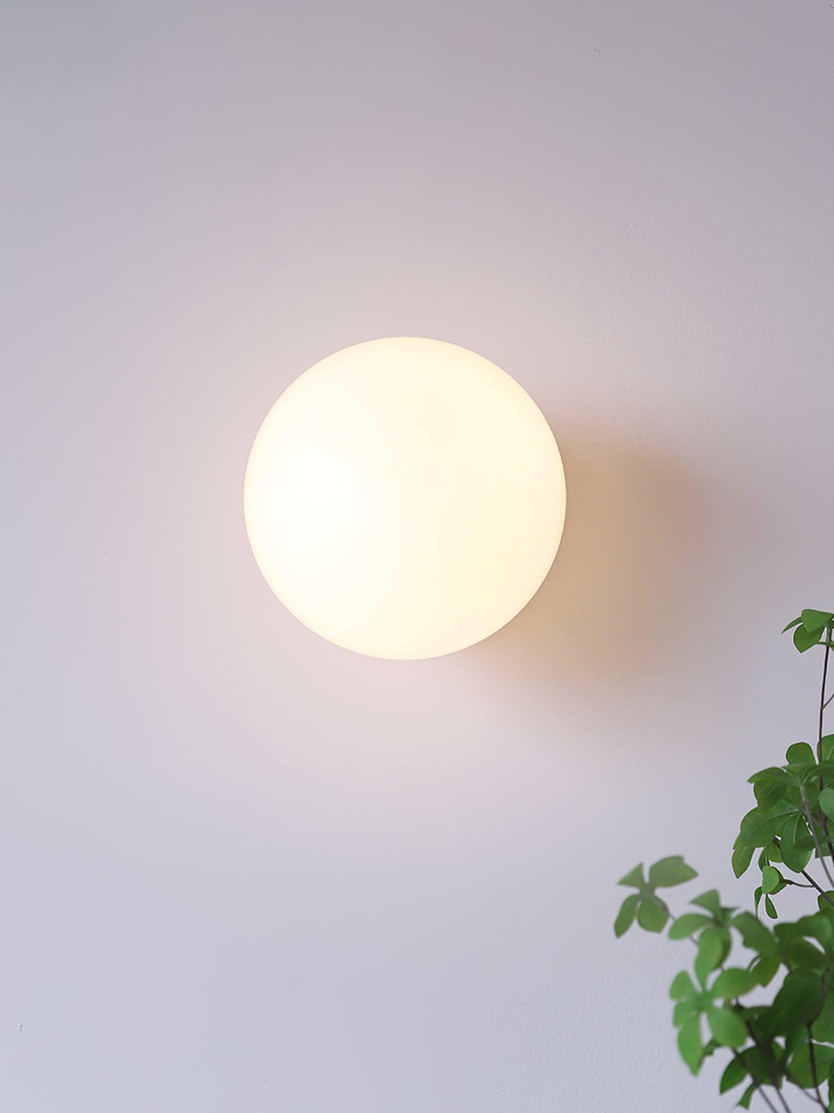 Stefan zeitgenössische minimalistische Wandleuchte aus Glas