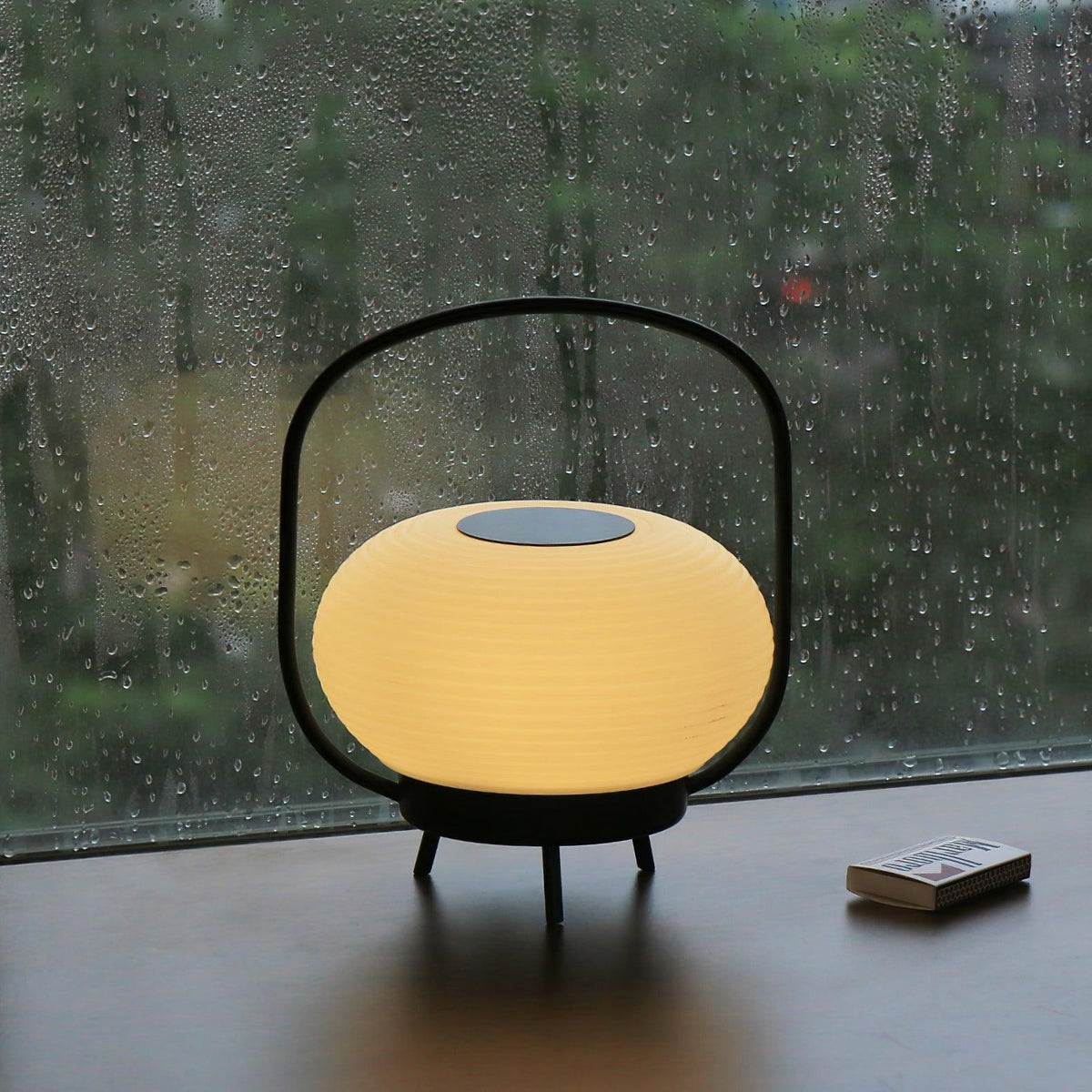 Saelan Minimalistische Tischleuchte