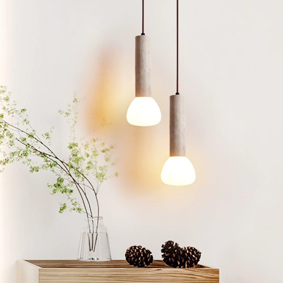 Beia Minimalistische Pendelleuchte aus Gelbem Travertin