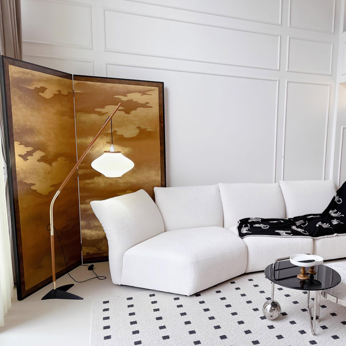 Ervenil Mid-Century-Stil Stehleuchte aus Holz und Glas