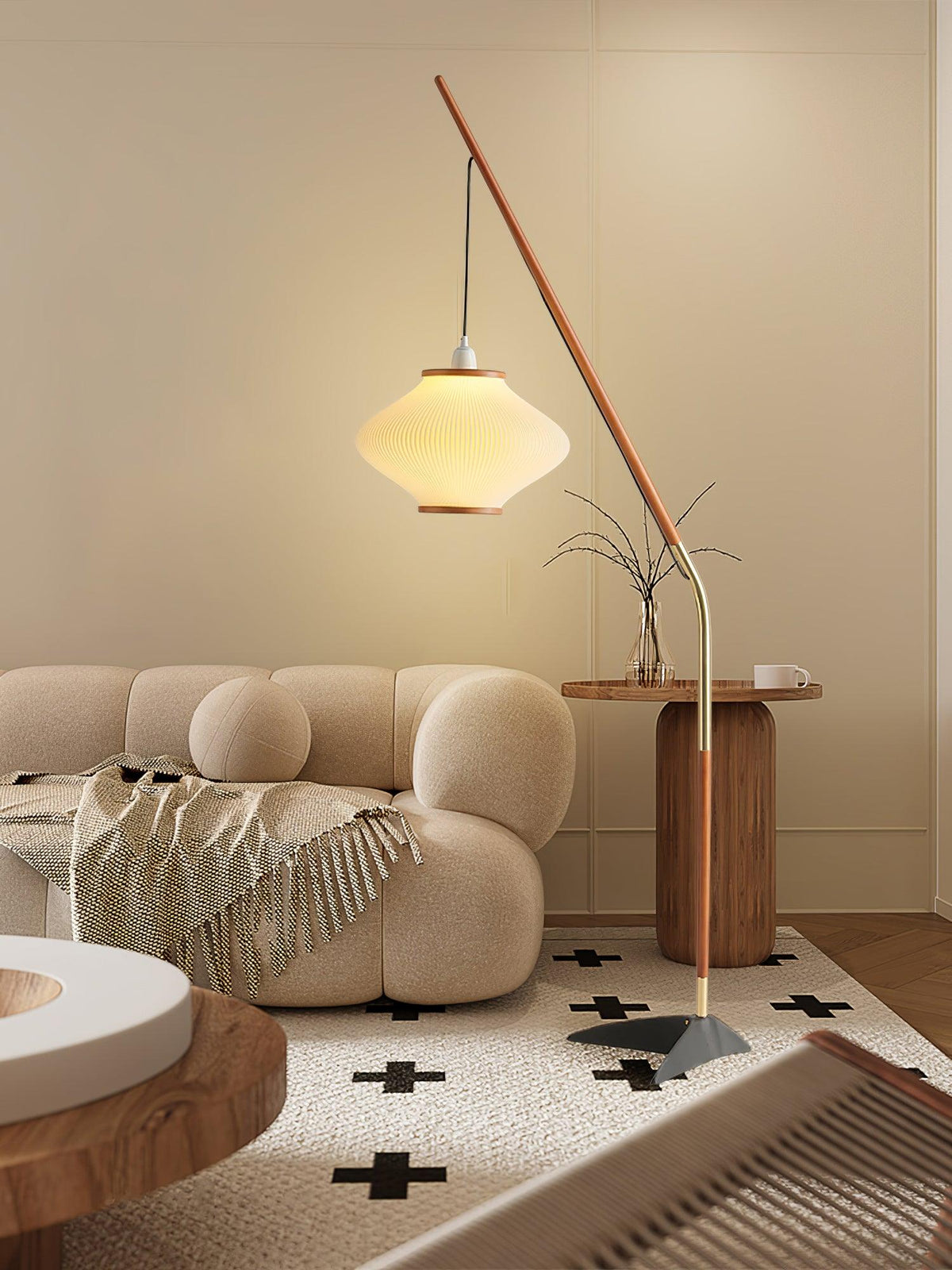 Ervenil Mid-Century-Stil Stehleuchte aus Holz und Glas