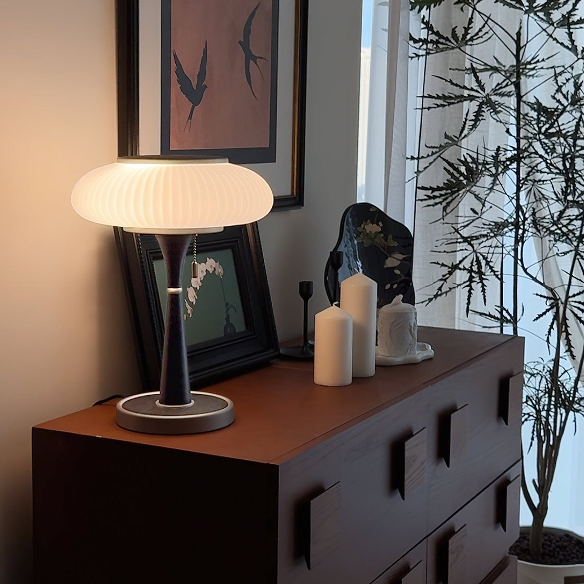 Vevelo Tischleuchte aus Holz im Vintage-Stil