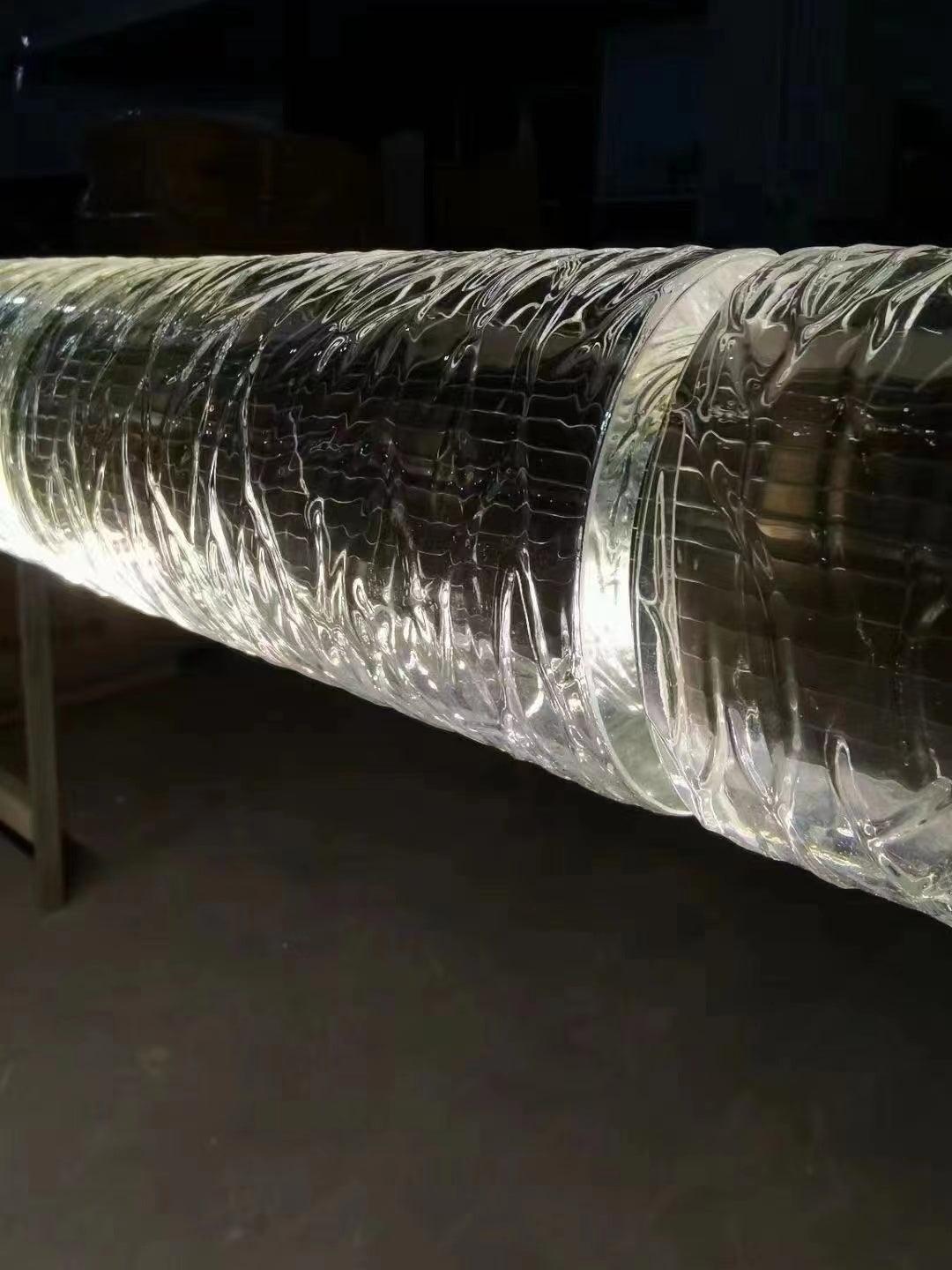 Karoa Linear Pendelleuchte aus transparentem Glas