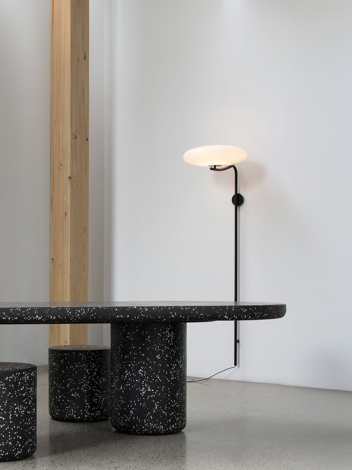 Calumi Wandleuchte mit Stecker